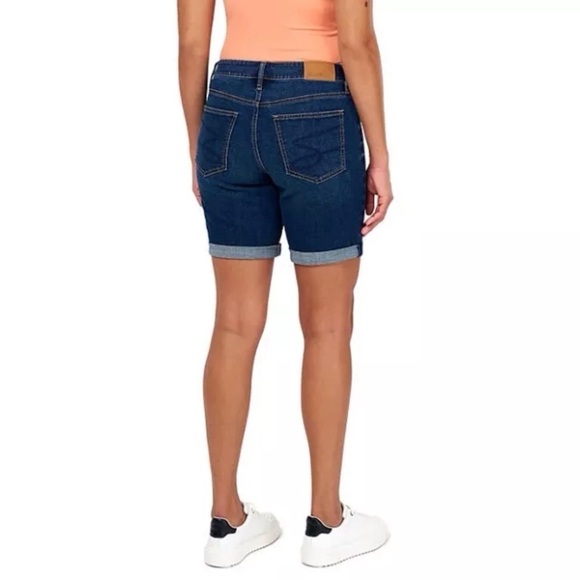 Seven7 New Size 14 Relaxed Bermuda Denim Women’s Jeans Shorts Cuffed Hem - Picture 2 of 12